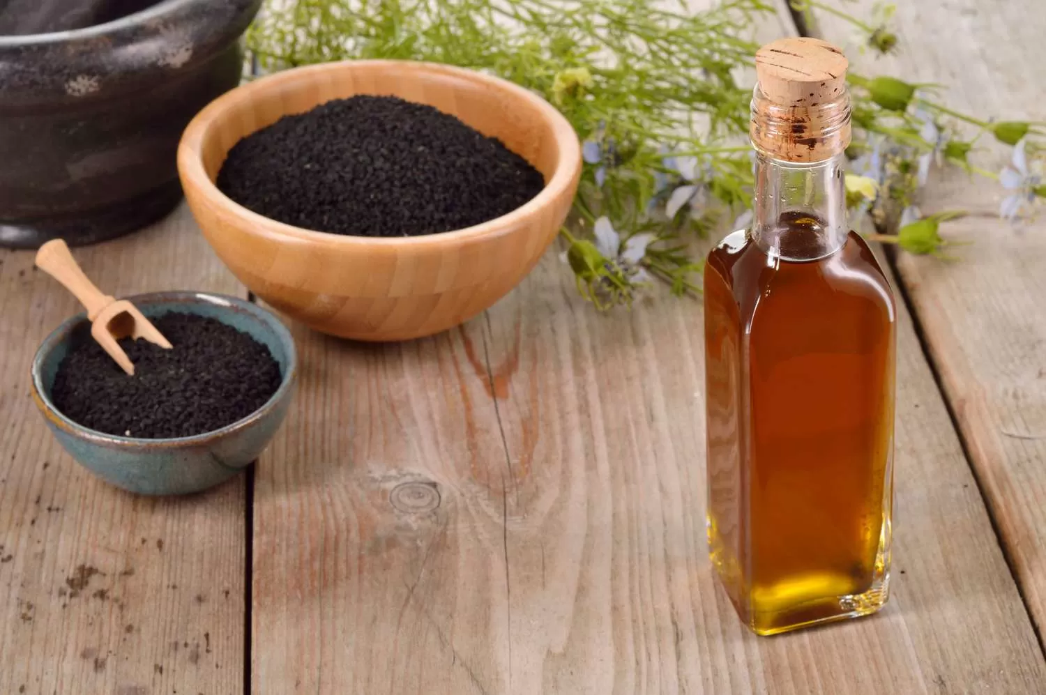 How to Use Black Cumin Seed Oil and Health Benefits
