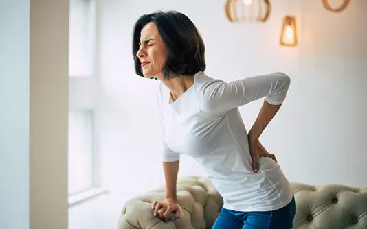 Spinal Steroid Injections Offer Temporary Relief for Neck and Back Pain, Says Review