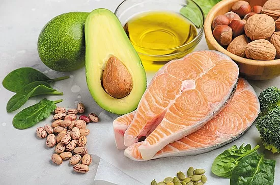 Understanding Macronutrients: Proteins, Carbs, and Fats