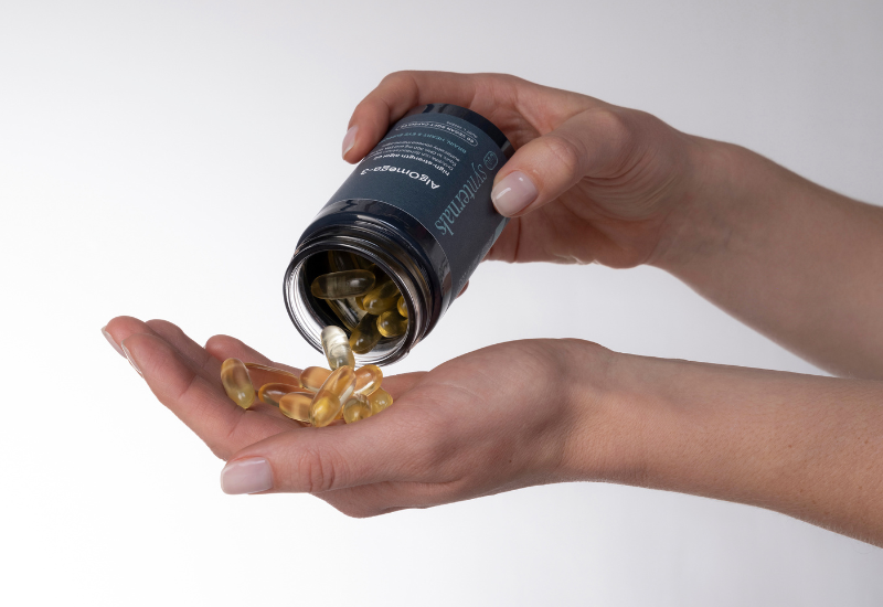 Algae Oil vs. Fish Oil: Omega-3 Sources Compared